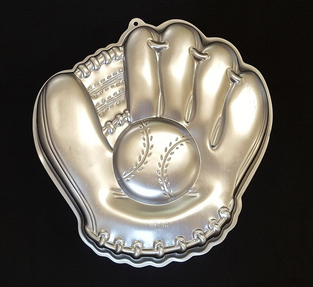 baseball-glove
